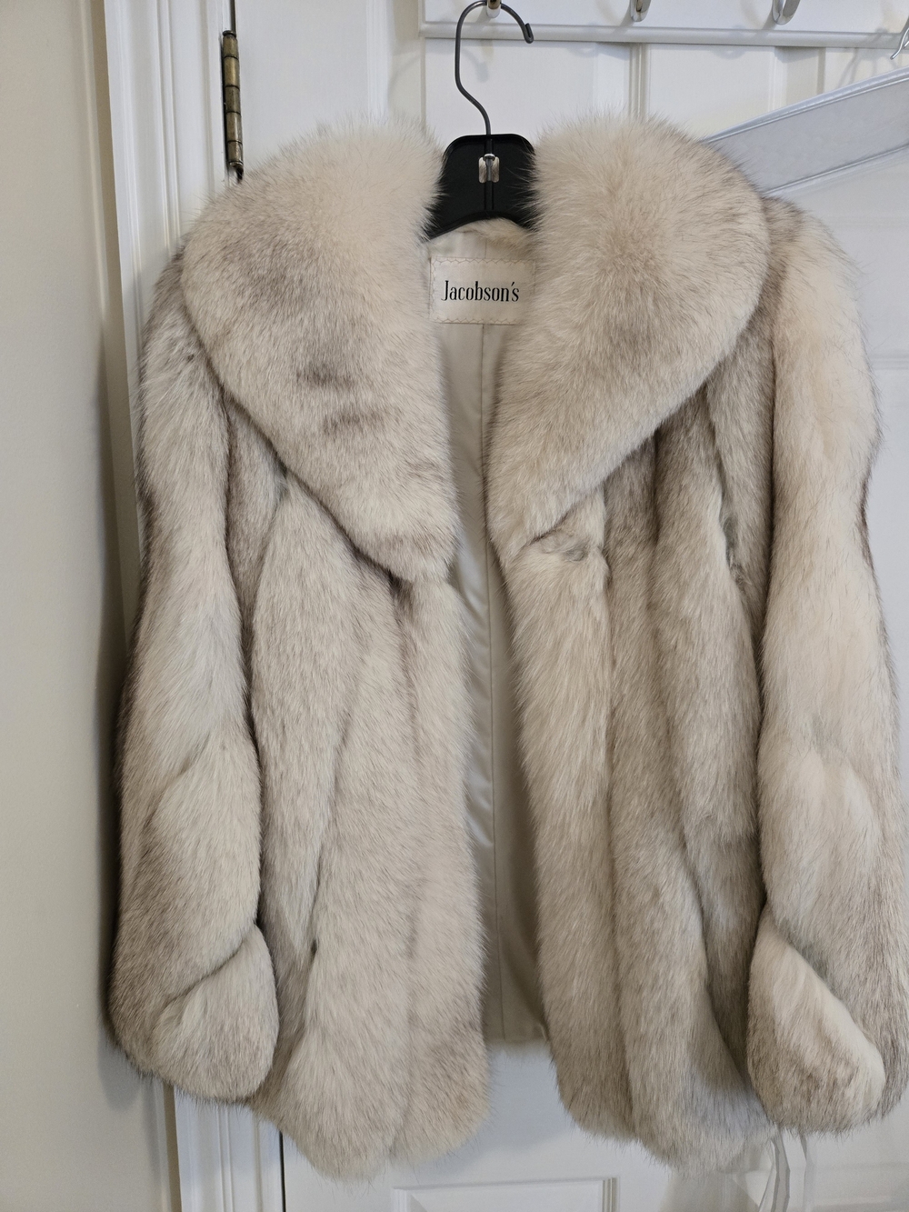 Women's Cream Fur Coat - Luxurious Short Coat